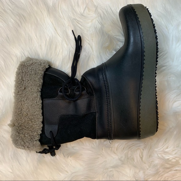 LL Bean Winter Boots - Picture 6 of 12